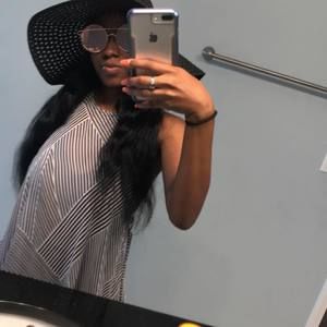 Meet your Posher, Lamarshay